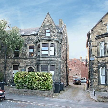 Modern Harrogate Centre Apartment Exterior photo